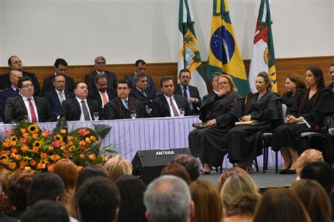 Prefeito Carlos Eduardo Participa Da Posse Do Procurador Geral De