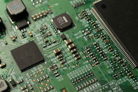 Qfp Vs Qfn Surface Mount Ic Package Comparison