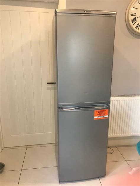 Hotpoint Fridge Freezer First Edition Silver In Bream