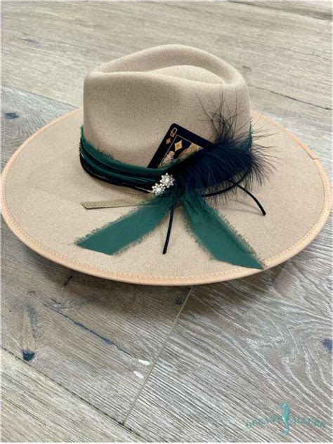 Queen Of Diamonds Tan Fedora Hat Oceans Allure