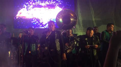 Banda la pirinola aventurero y loco así es el amor en vivo fiestas del