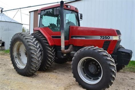 Comparing Allis Chalmers Vs Caseih