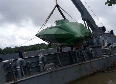 Fuerzas Armadas hallan submarino eléctrico para transportar droga en Chocó