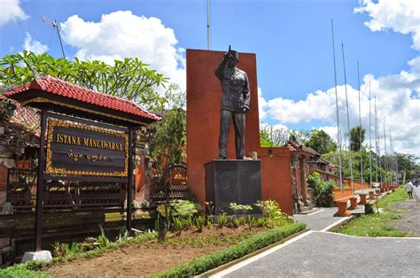 Wisata Sejarah Di Museum Bung Karno