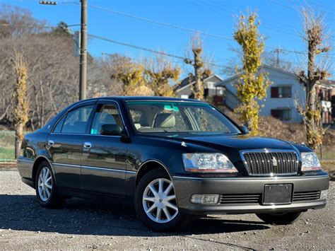 Iron Chef Imports 2000 Toyota Crown Majesta SOLD