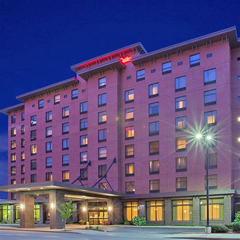 Hampton Inn and Suites - Pittsburgh PA | AAA.com