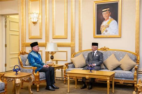 GALERI GAMBAR AGONG TERIMA MENGHADAP PM ANWAR UNTUK MESYUARAT PRA