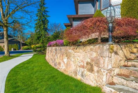 Retaining Walls Built Tough Masonry And Roofing