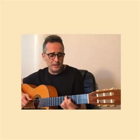 CMTV Letra CODO CON CODO De Jorge Drexler