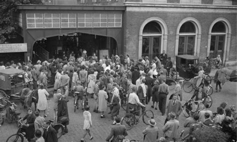 Station Hilversum Jaartal 1945 Tot 1950 Foto S SERC Oude Foto S