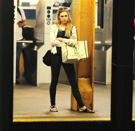 22 Celebrities Riding The Subway Like Normals Elizabeth Olsen