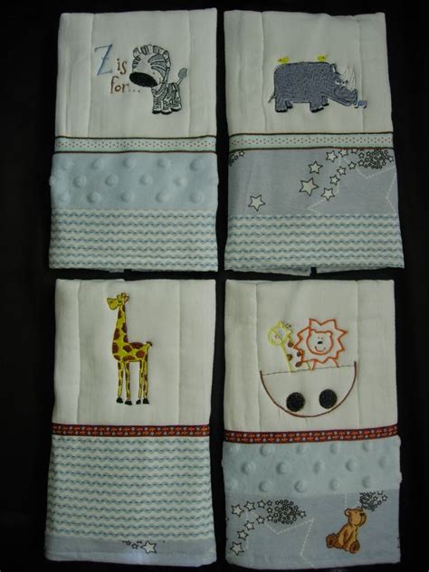 Burp Cloths Decorated Pre Folded Diapers With Machine Embroidery