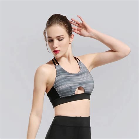 Women Fitness Yoga Sexy Hollow Sport Bra Top Girls Wirefree Padded Bra