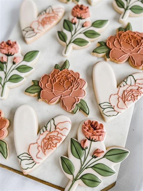 Pin On Valentine S Day Cookies Decorating Ideas