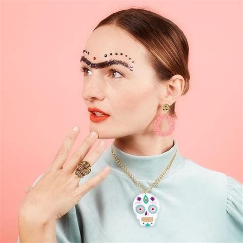 Elle est lààà La nouvelle collection de bijoux de jule et lily