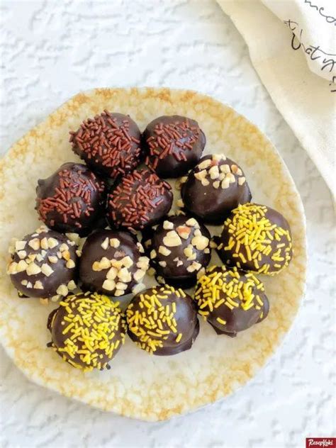 Resep Bola Coklat Camilan Simple Yang Lumer Dan Super Lembut Dalam