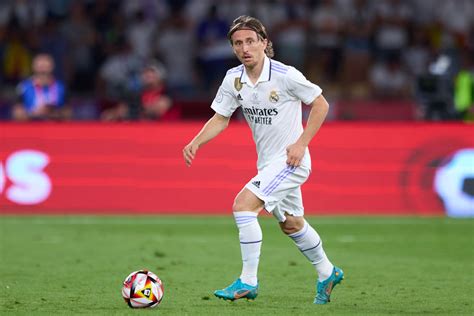 Romano Modric To Sign New Contract With Real Madrid May