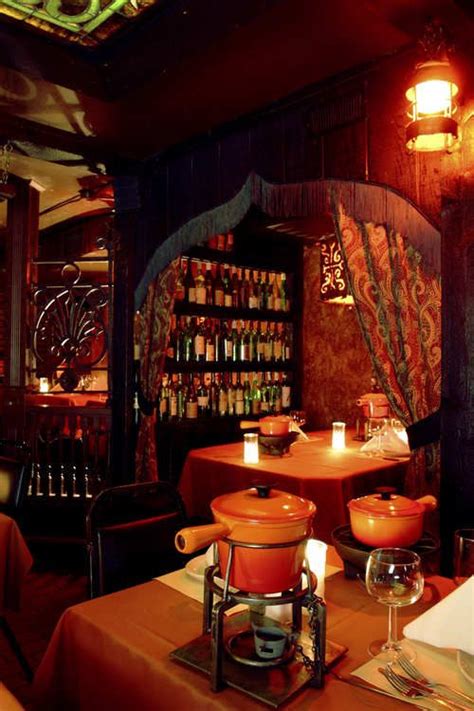 The Most Romantic Restaurant In Chicago This Is A Great Valentine S Day Destination