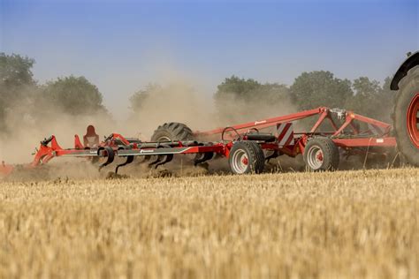 Stubble Cultivators Kverneland