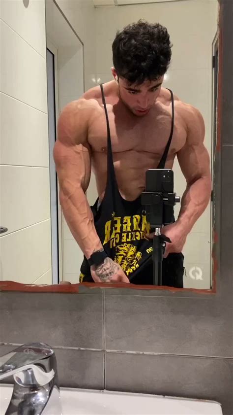 AndrophileStuff 33k On Twitter 19 Year Old Bodybuilder From Malta