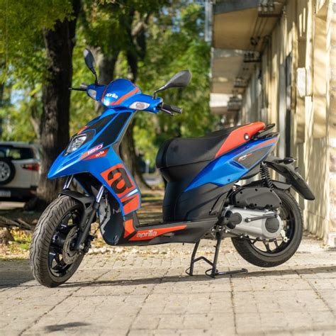 Aprilia Sr 160 Azul Reserva — Bike Up