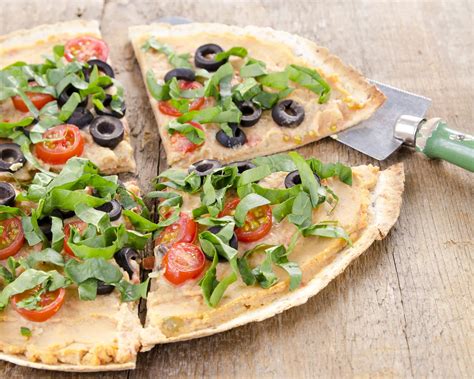 Hummus Tortilla Pizzas How To And Flavor Pairings Vegan