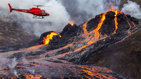 Drone footage reveals dramatic Iceland volcanic eruption | Volcano ...