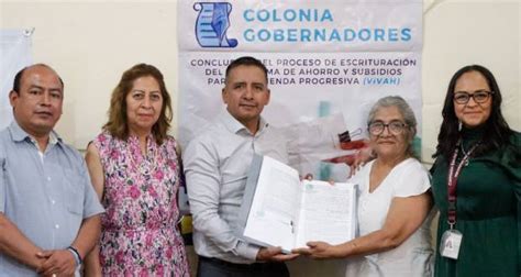 Tlatehui Entrega Escrituras Beneficiados De La Gobernadores