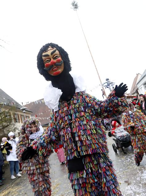 Bilder Zum Gro En Narrentreffen In Pfohren S Dkurier