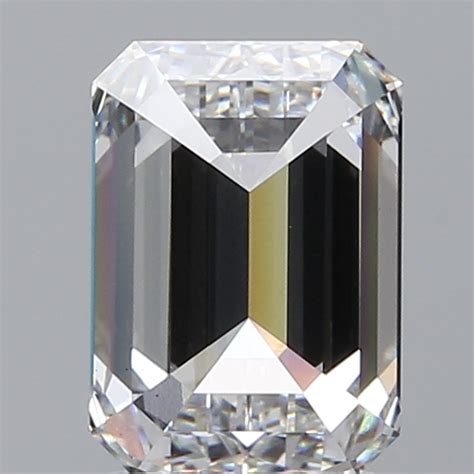 Lab Grown Diamond Emerald Cut Lannyte