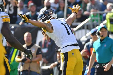 Grading The Trade Pittsburgh Steelers Deal Chase Claypool To Chicago Bears