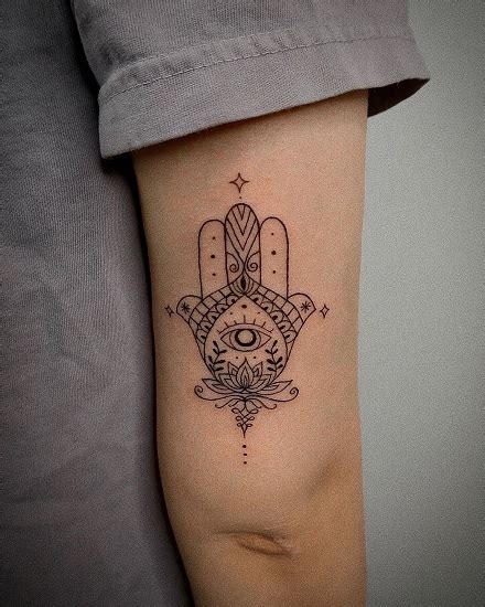 Top 15 Exclusive Hamsa Tattoo Designs Styles At Life