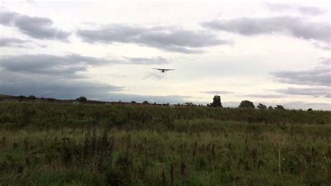 Cessna 172m Lands On Grass Runway At Shoreham 09 October Youtube