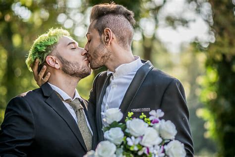 Gay Weddings And Same Sex Wedding Planning By Destify