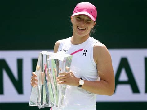 World No Iga Swiatek Sweeps Past Sakkari For Second Indian Wells