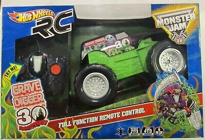 GRAVE DIGGER RC Monster Truck 30th Anniversary Hot Wheels Remote