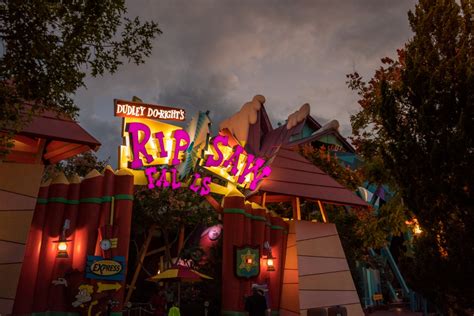 Dudley Do-Right’s Ripsaw Falls at Universal's Islands of Adventure