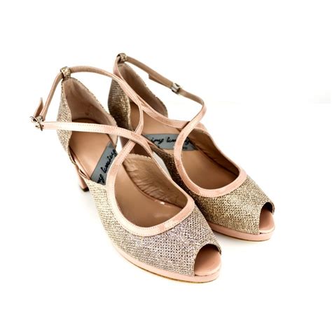 Zapato Peeptoe De Mujer En Charol Nude Con Tacon De 6 Cm Y Glitter