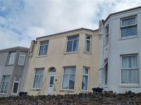 3 Bed Terraced House For Sale In Princes Road West Torquay Tq1 £