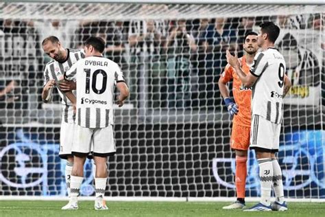 Juve Lazio 2 2 Ultima Allo Stadium Per Chiellini E Dybala Il Giornale Ditalia