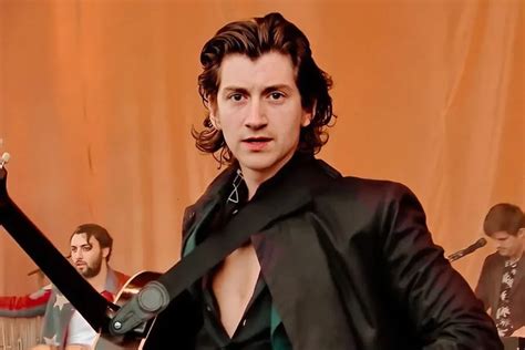 Alex Turner Net Worth In Inr Evania Lurlene