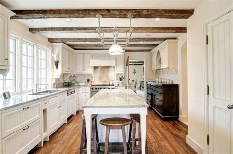 7 Attractive Kitchens With Light Wood Floors Art Of The Home