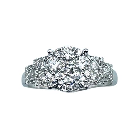 Bague En Or Gris 18 Cts Avec 1 21 Ct De Diamants Brillants G VS Taille 54