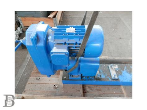 Getriebemotor Variabel 5 5 KW 63 472 U Min Mit Pumpen Grundplatte