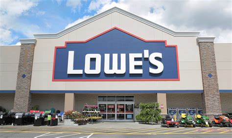 Lowe’s closing more than 50 stores in the U.S. and Canada - WSVN 7News