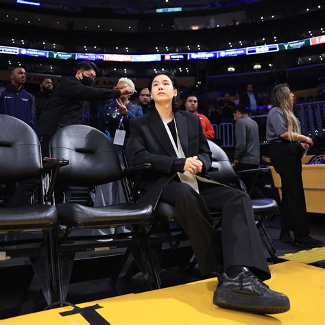 Photos: Lakers vs Mavericks (01/12/23) Photo Gallery | NBA.com