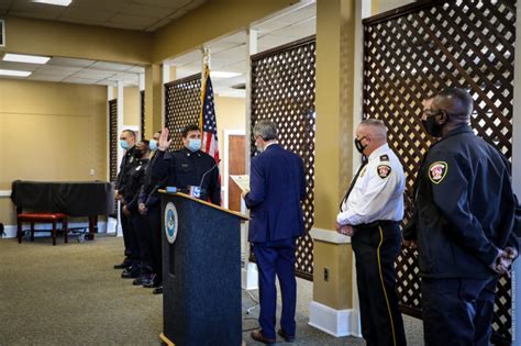 Six Lateral Transfers Sworn In For Hattiesburg Police And Fire City Of