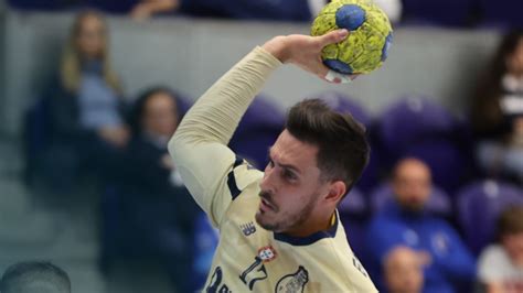 Fc Porto Vence No Nacional De Andebol A Primeira R Dio Desporto Golo Fm