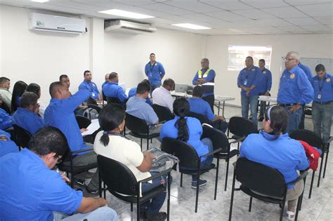 Capacitan A Inspectores Y Oficiales De Seguridad En Torno A Normas Y