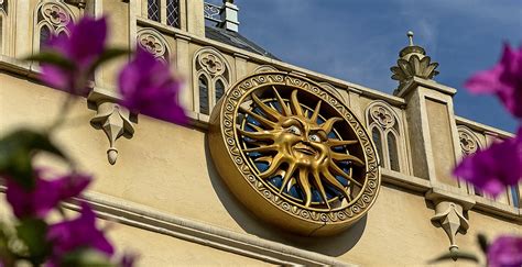 Zomer In De Efteling Draaiende Zon Toegevoegd Aan Symbolica Paleis